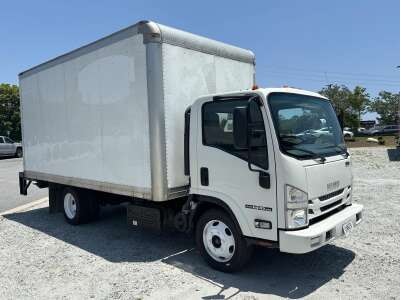 Box truck